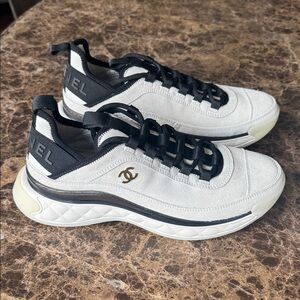 Chanel 24c white suede calfskin sneakers trainers flats sz 40